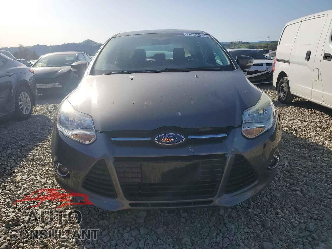 FORD FOCUS 2012 - 1FAHP3M28CL311681