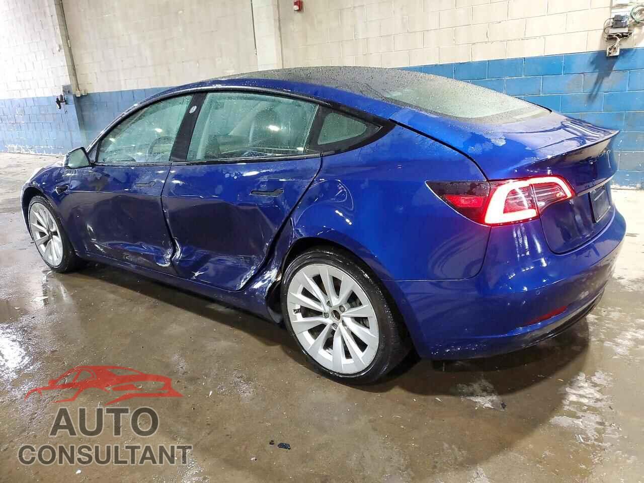 TESLA MODEL 3 2022 - 5YJ3E1EA8NF288722