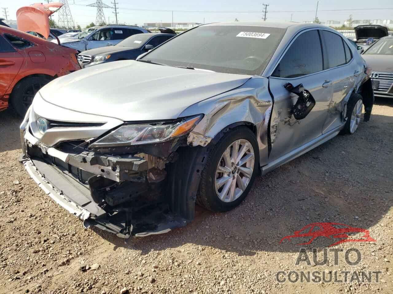 TOYOTA CAMRY 2018 - 4T1B21HK9JU500307