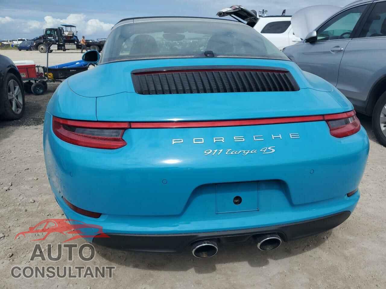 PORSCHE 911 2017 - WP0BB2A98HS136078