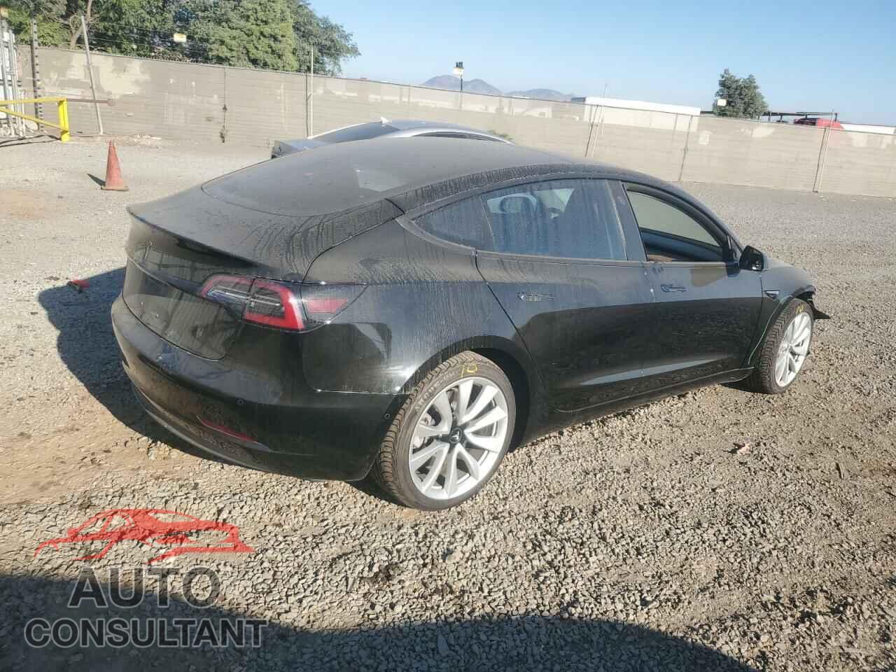 TESLA MODEL 3 2018 - 5YJ3E1EA2JF157389