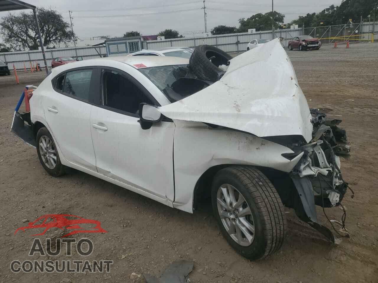 MAZDA 3 2017 - 3MZBN1K76HM111796