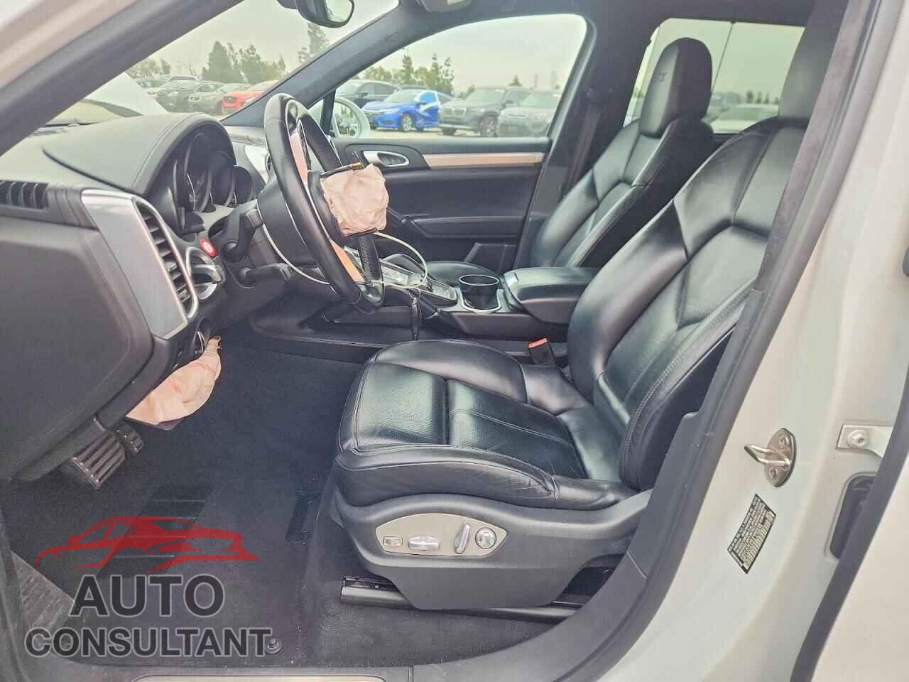 PORSCHE CAYENNE 2016 - WP1AD2A24GLA79975