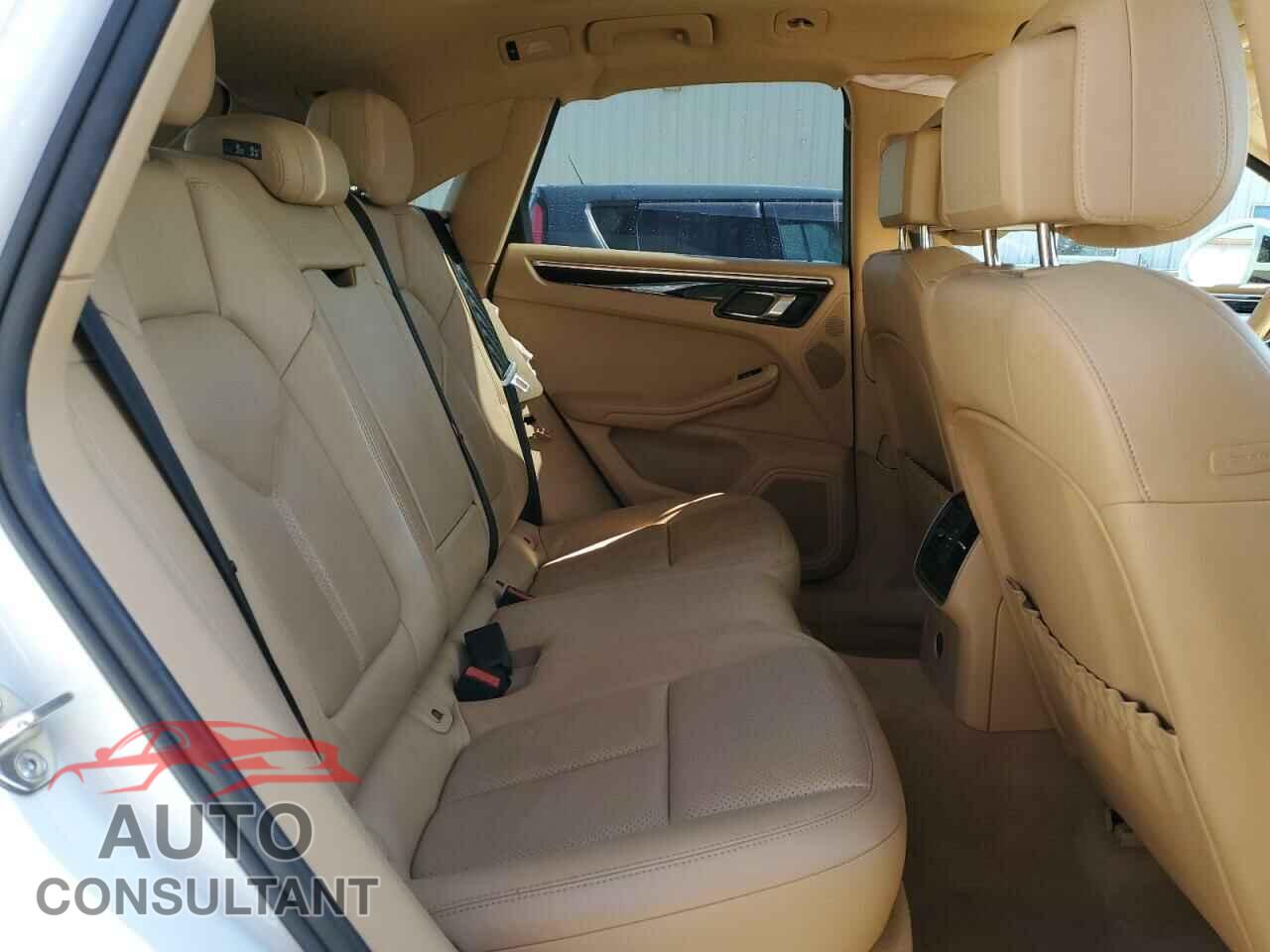 PORSCHE MACAN 2017 - WP1AA2A54HLB80471