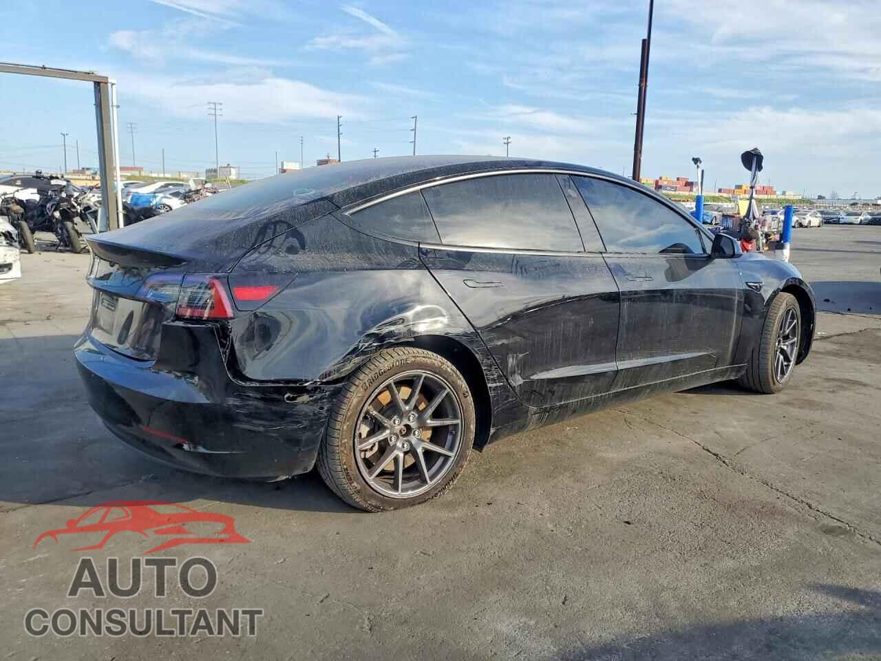 TESLA MODEL 3 2022 - 5YJ3E1EA6NF373378