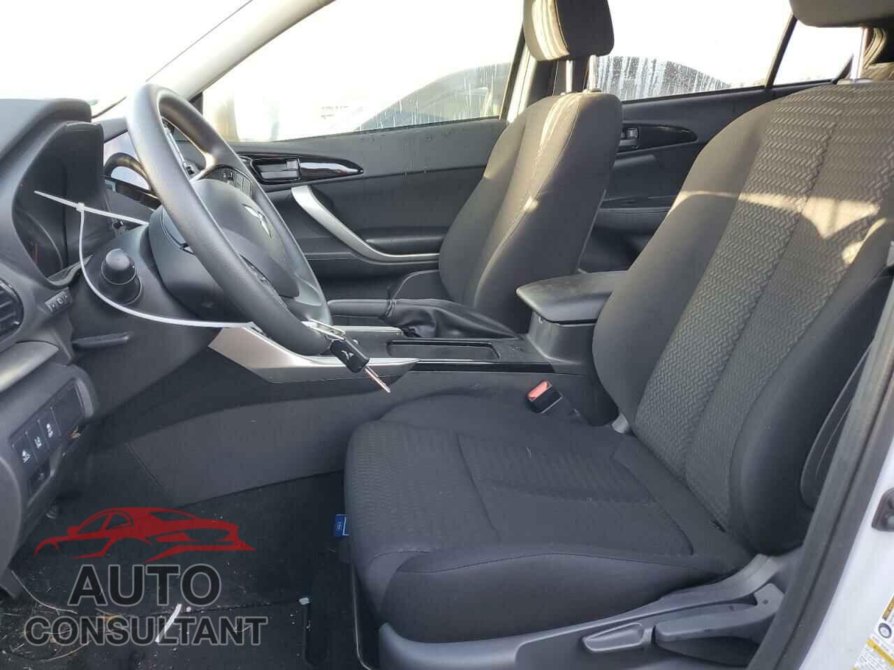 MITSUBISHI ECLIPSE 2024 - JA4ATUAA2RZ006959