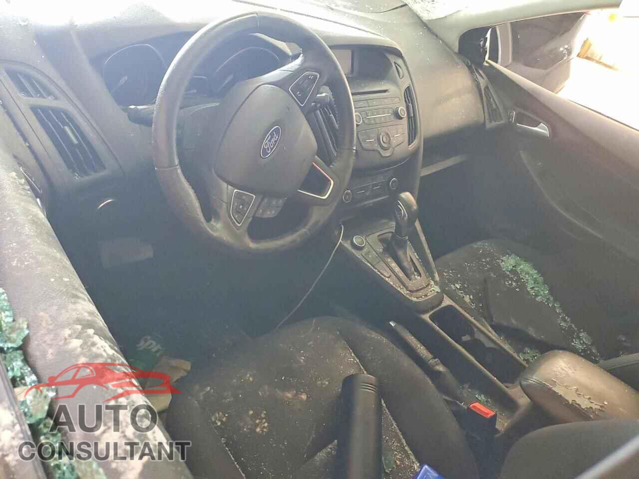 FORD FOCUS 2017 - 1FADP3F21HL250788