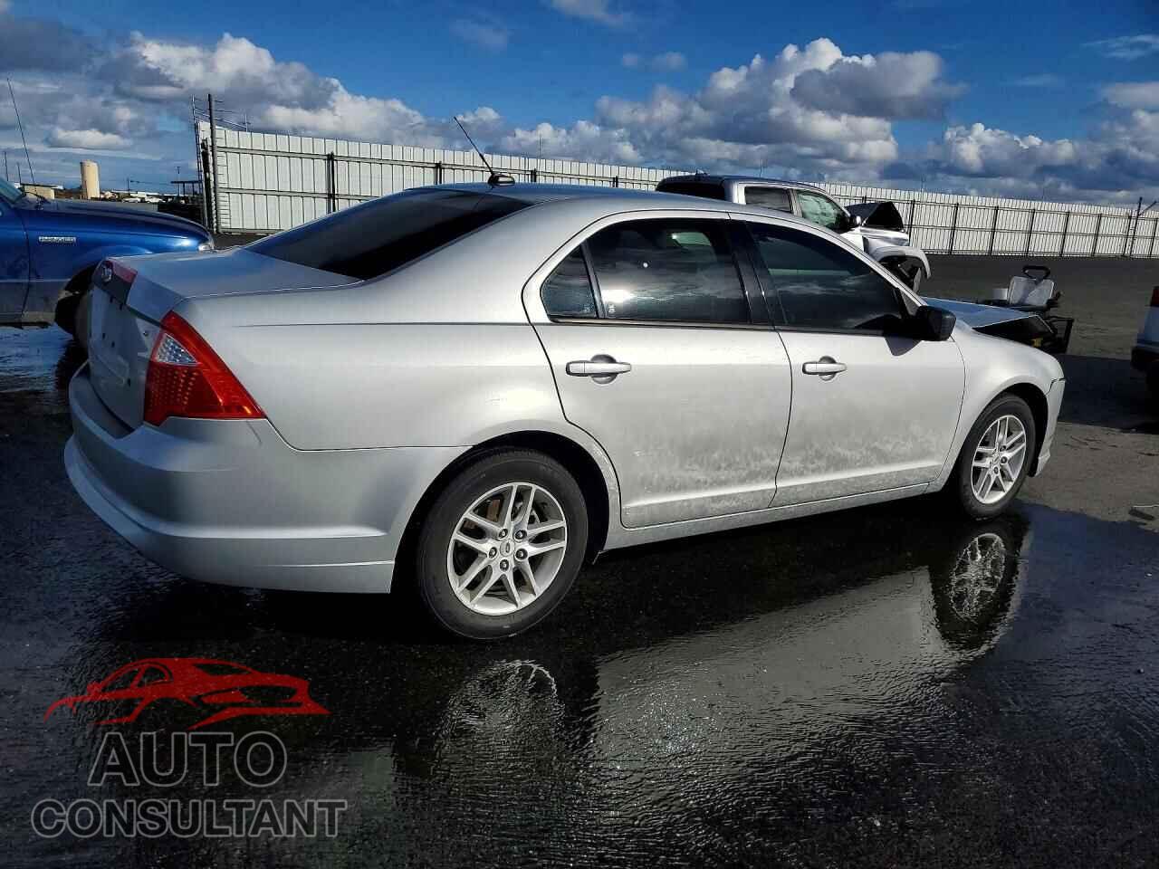 FORD FUSION 2010 - 3FAHP0GA2AR242535