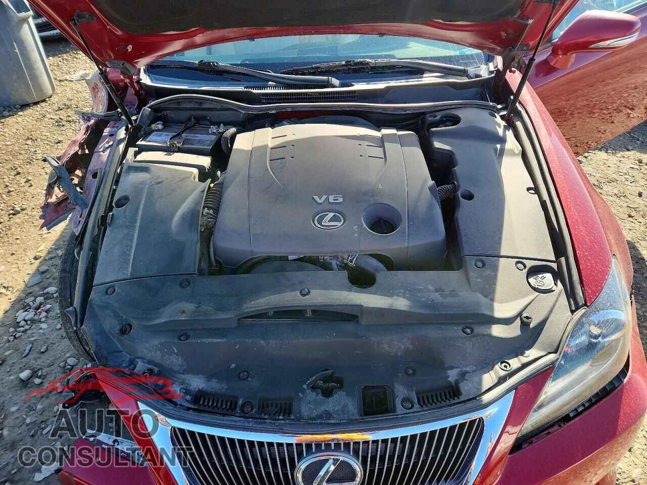 LEXUS IS 2012 - JTHFF2C27C2525520