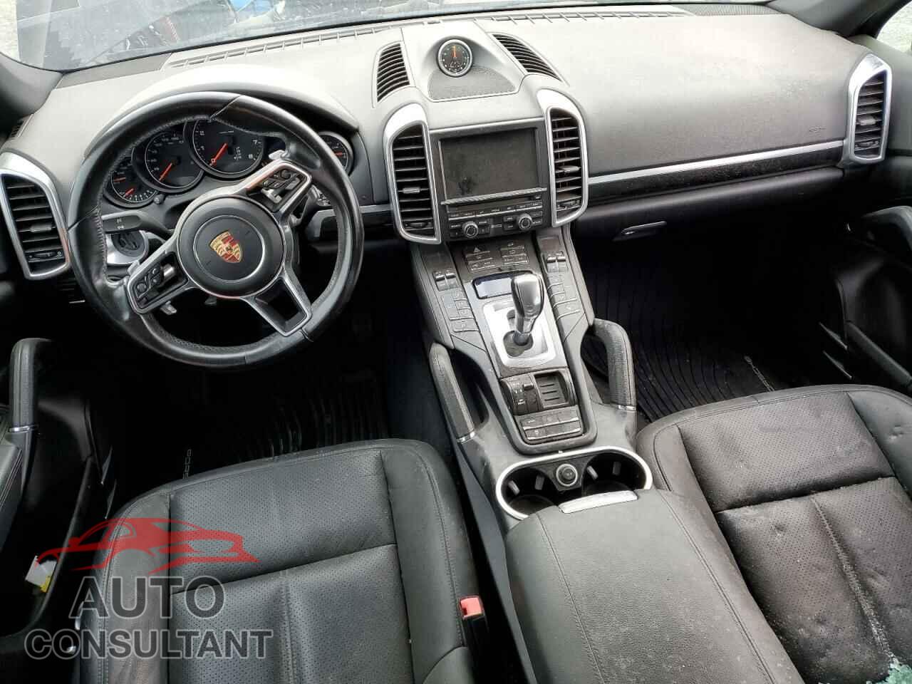 PORSCHE CAYENNE 2016 - WP1AA2A26GLA05174
