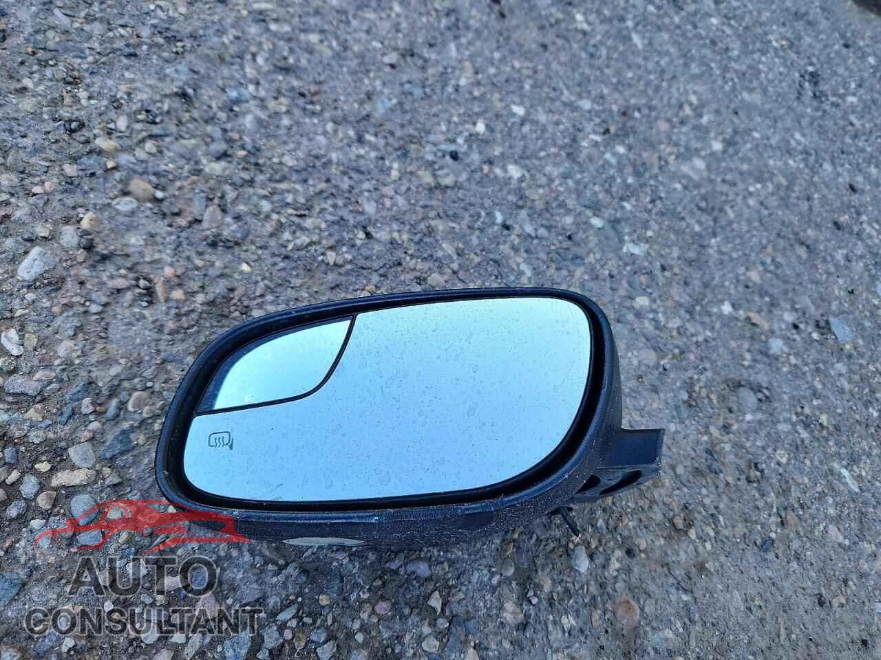 FORD TAURUS 2015 - 1FAHP2E86FG100618