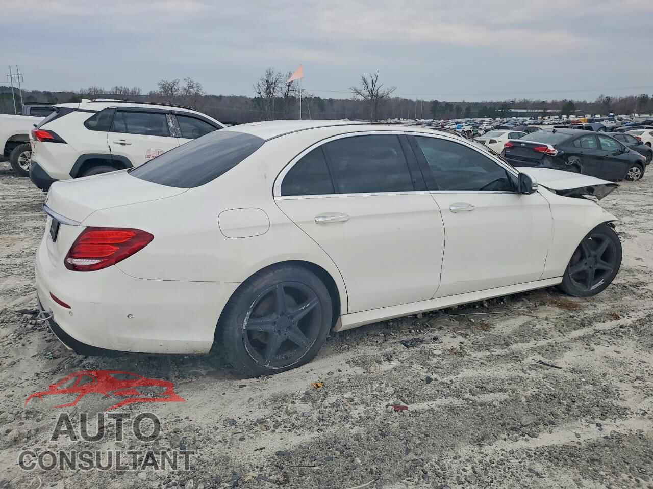 MERCEDES-BENZ E-CLASS 2017 - WDDZF4JB3HA040047