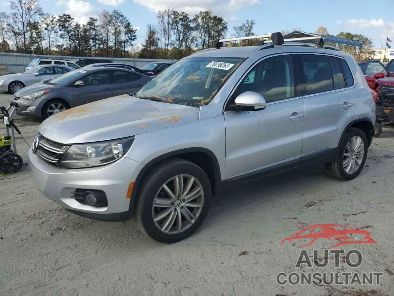 VOLKSWAGEN TIGUAN 2013 - WVGBV7AX4DW514690