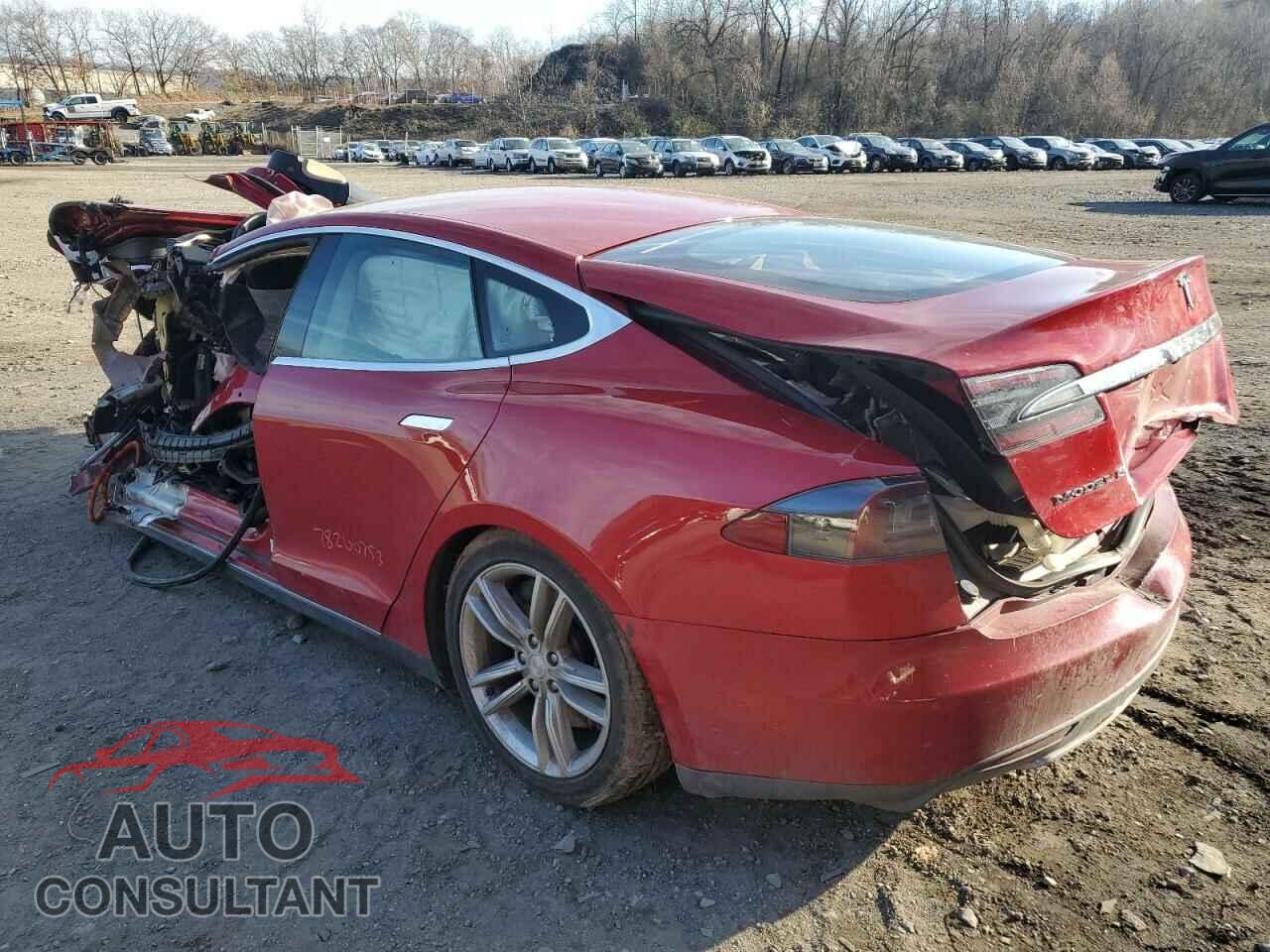 TESLA MODEL S 2015 - 5YJSA1S26FF085513