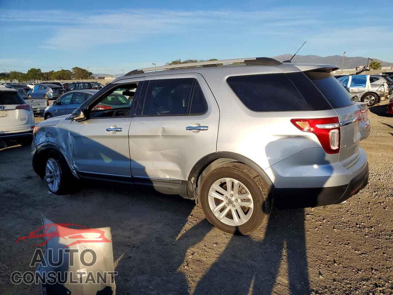 FORD EXPLORER 2011 - 1FMHK8D82BGA55227