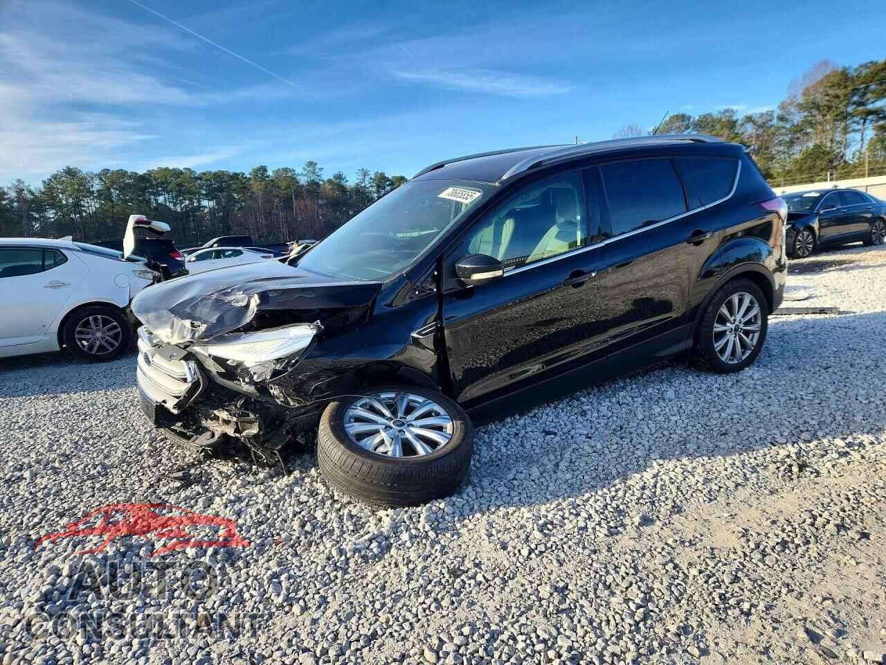 FORD ESCAPE 2017 - 1FMCU0JD5HUC42785