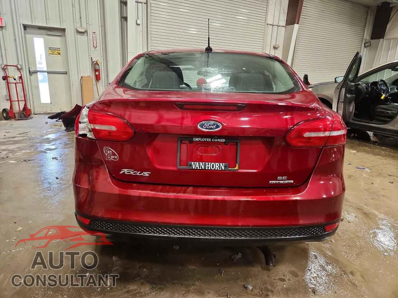 FORD FOCUS 2016 - 1FADP3F21GL377524
