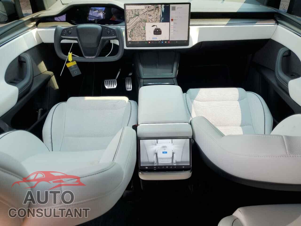 TESLA MODEL X 2023 - 7SAXCBE65PF430023