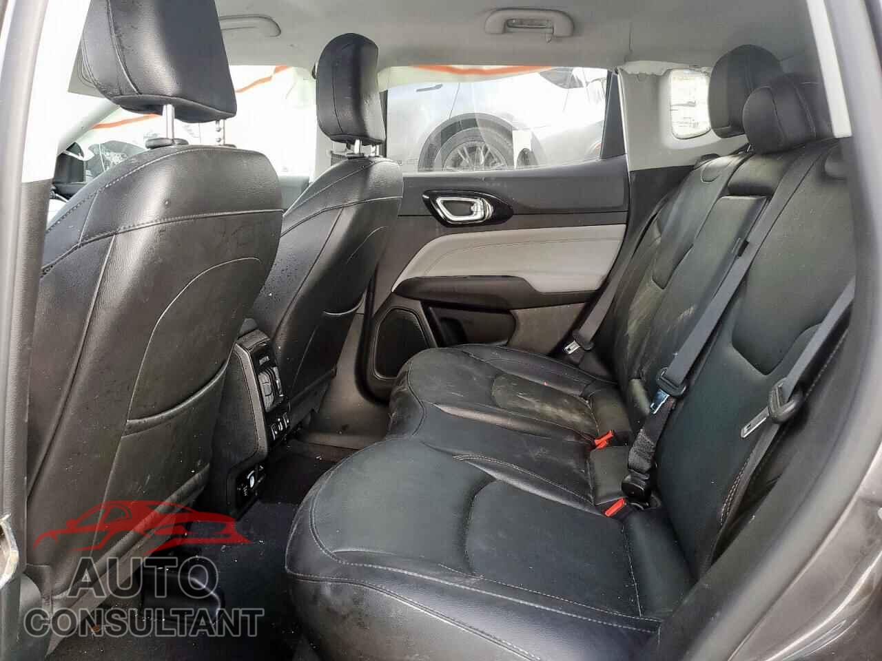 JEEP COMPASS 2022 - 3C4NJDCB5NT209803
