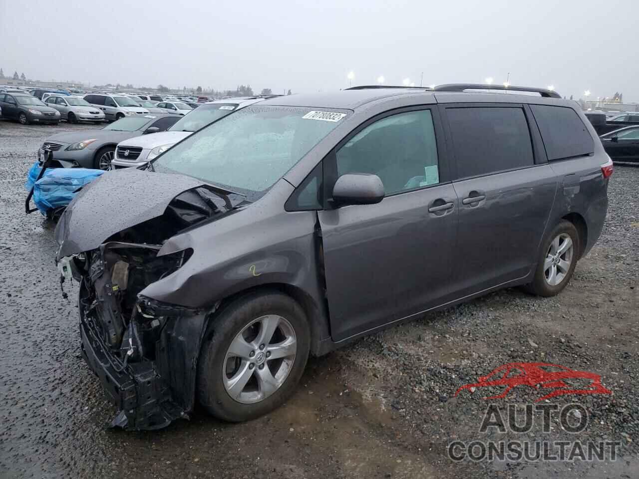 TOYOTA SIENNA 2016 - 5TDKK3DC9GS740579