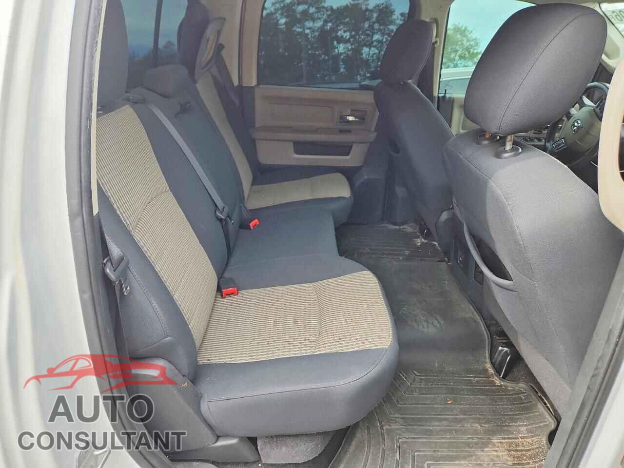 DODGE RAM 1500 2012 - 1C6RD7LT3CS151263