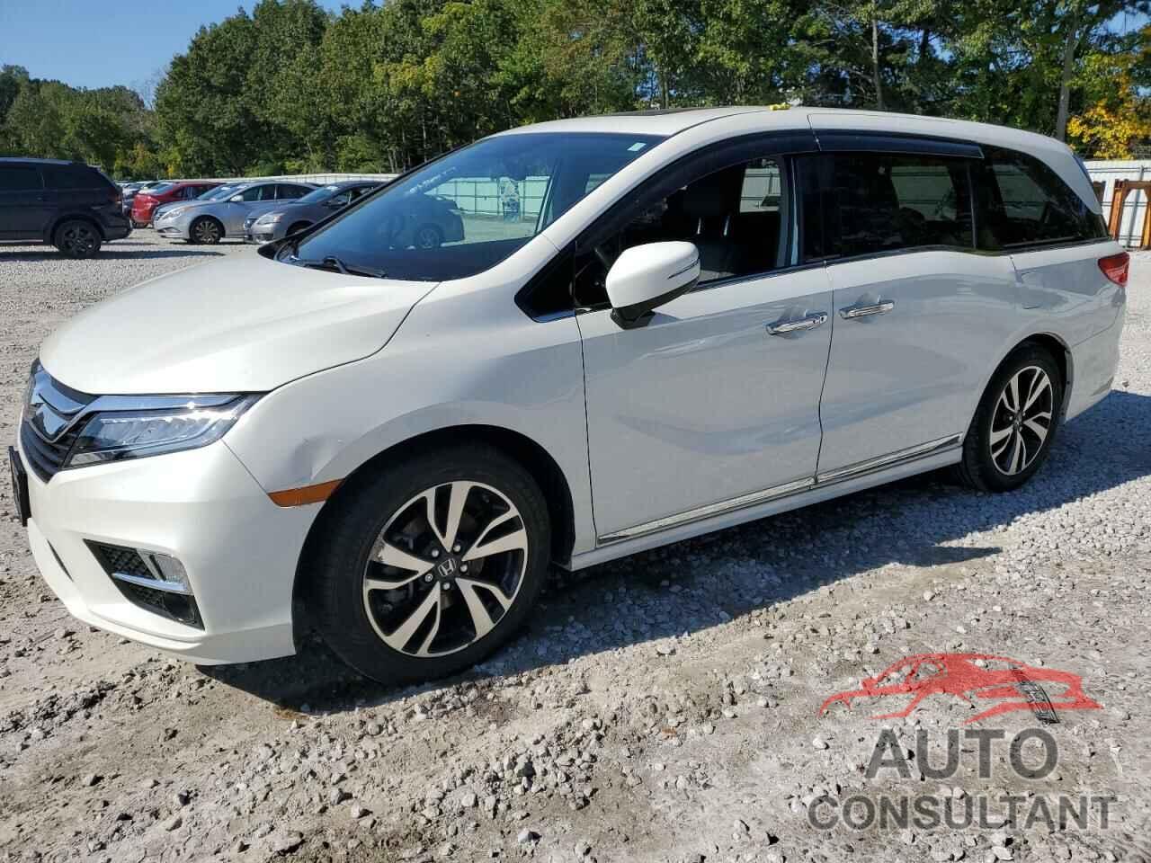 HONDA ODYSSEY 2018 - 5FNRL6H95JB013429