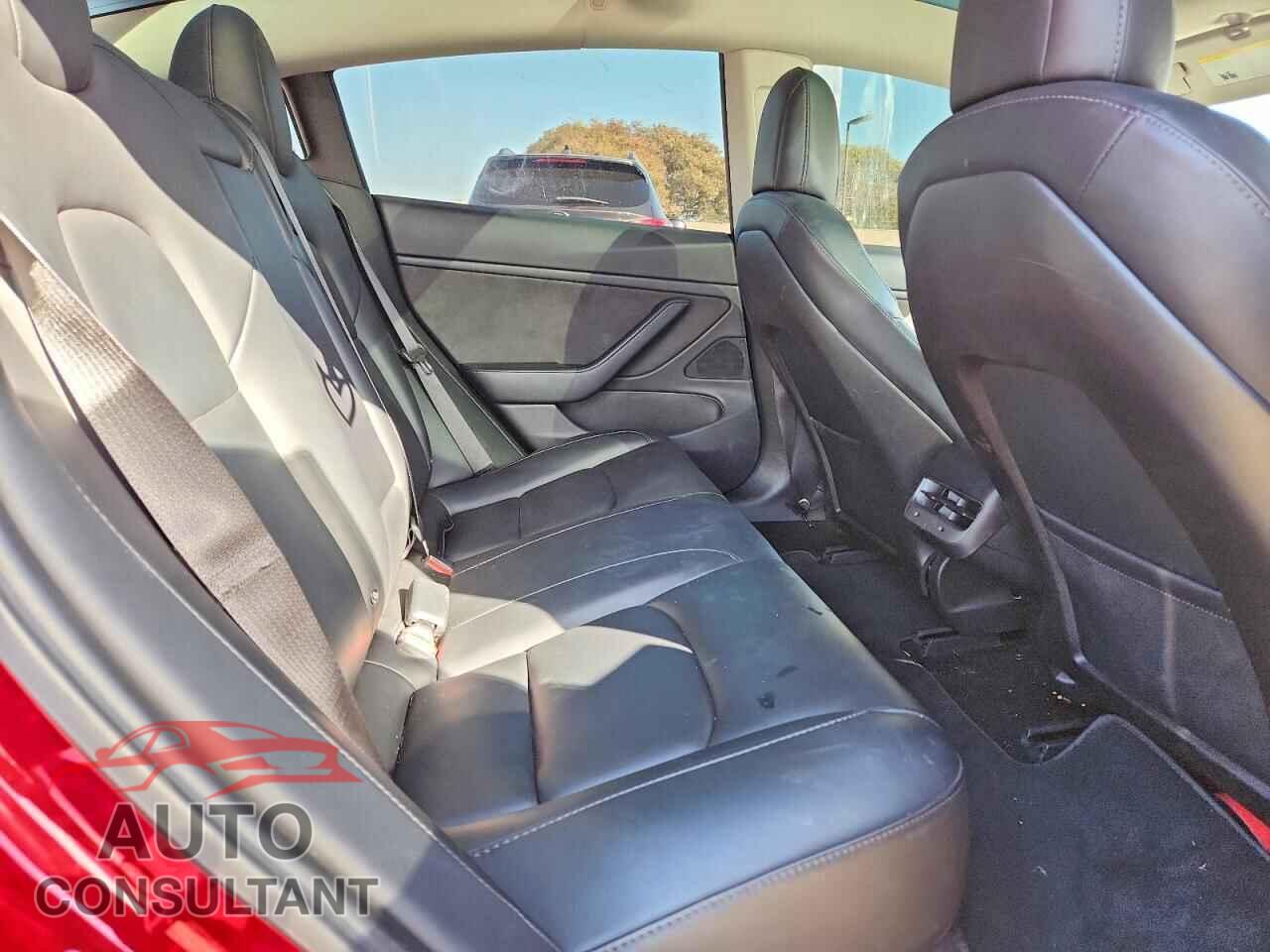 TESLA MODEL 3 2018 - 5YJ3E1EA5JF155054