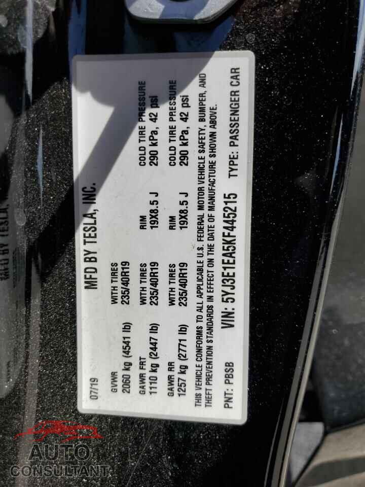 TESLA MODEL 3 2019 - 5YJ3E1EA5KF445215