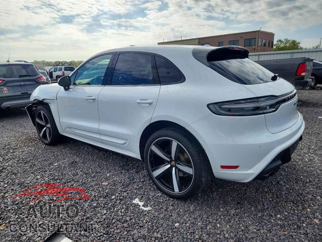 PORSCHE MACAN 2024 - WP1AA2A52RLB08427