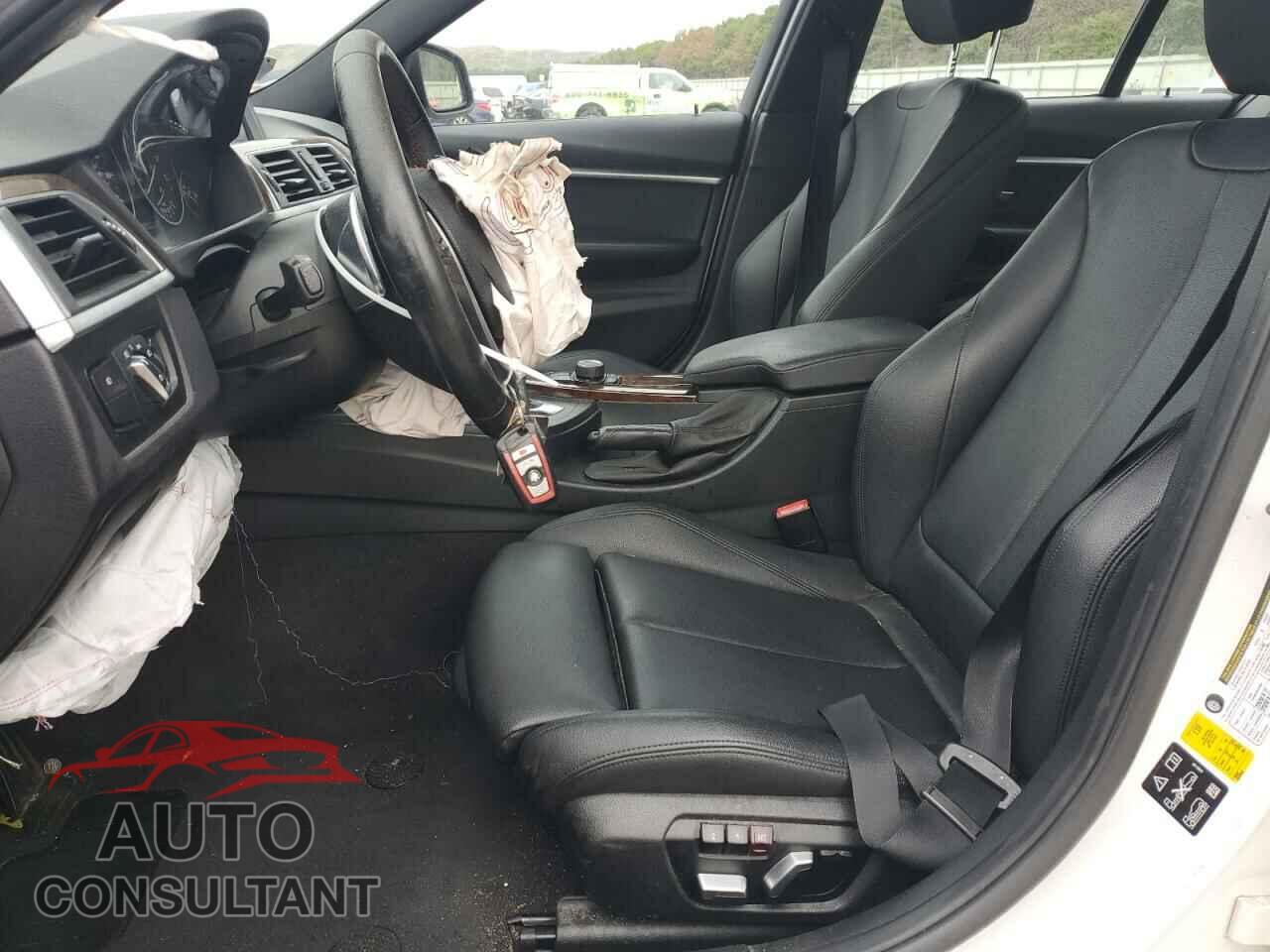 BMW 3 SERIES 2016 - WBA8E3G5XGNU05834