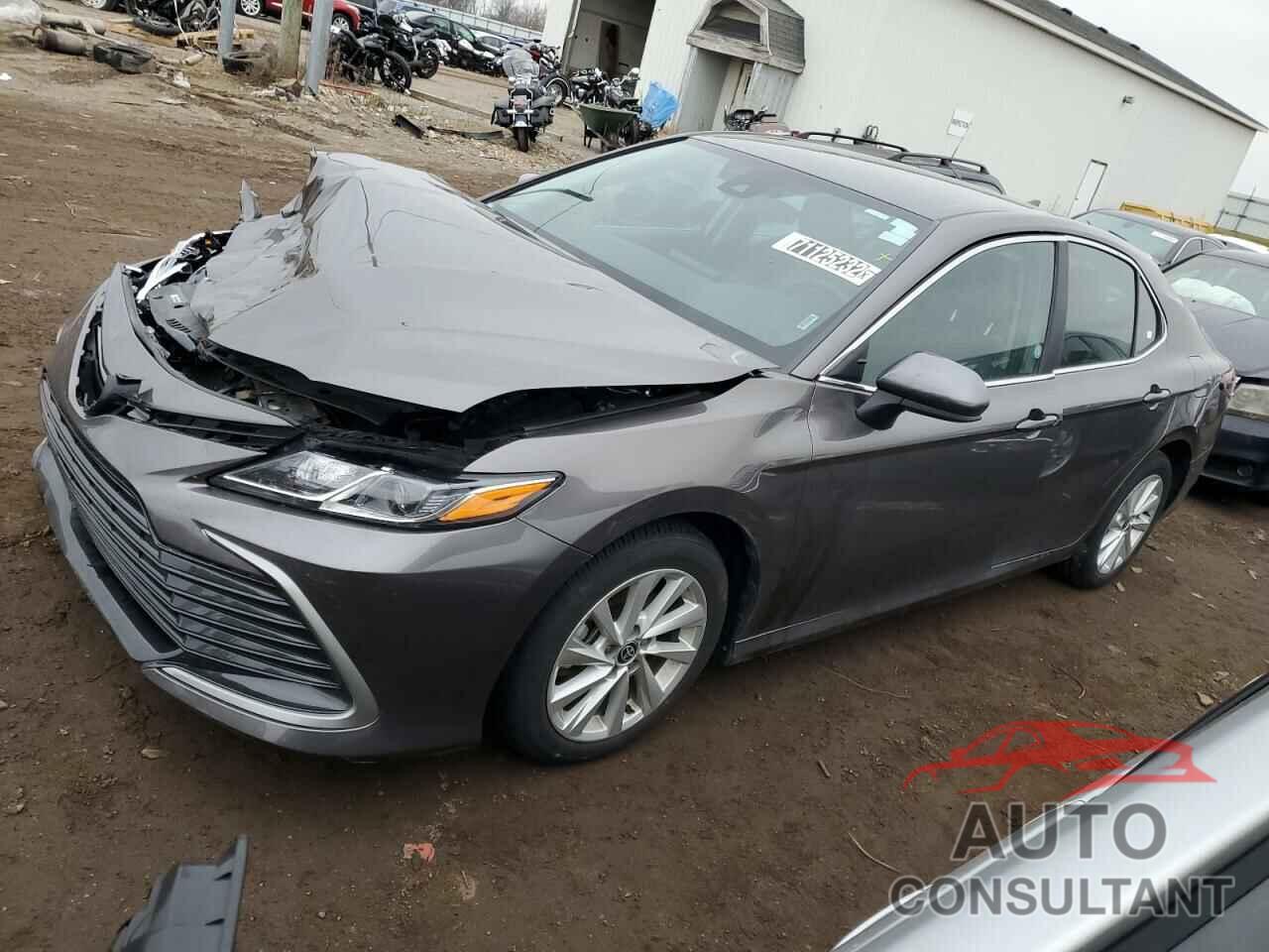 TOYOTA CAMRY 2022 - 4T1C11AKXNU679870