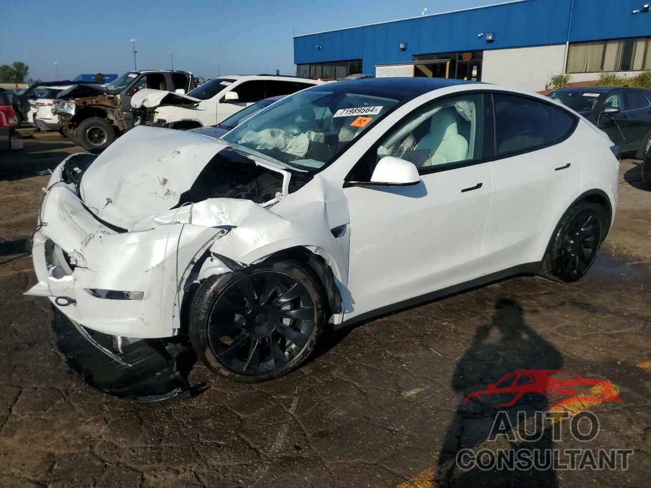 TESLA MODEL Y 2024 - 7SAYGDEE5RA259222