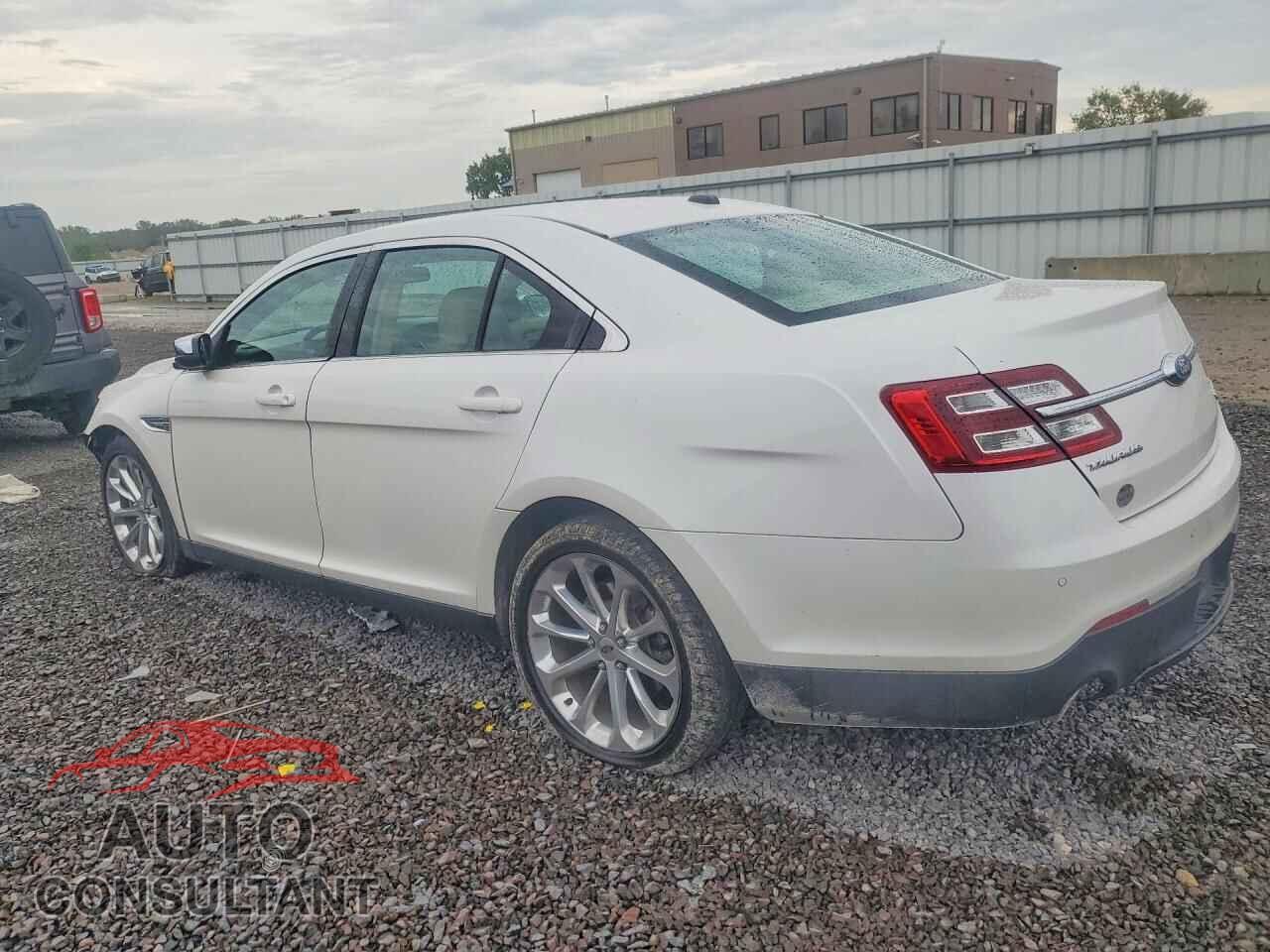 FORD TAURUS 2015 - 1FAHP2J80FG184389