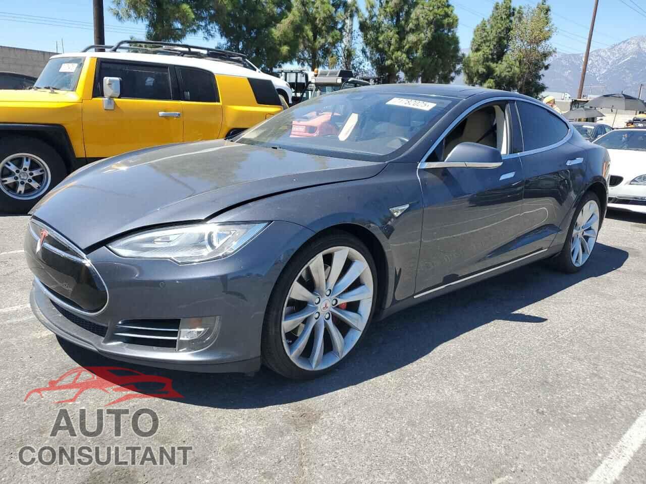 TESLA MODEL S 2015 - 5YJSA1H48FF080760
