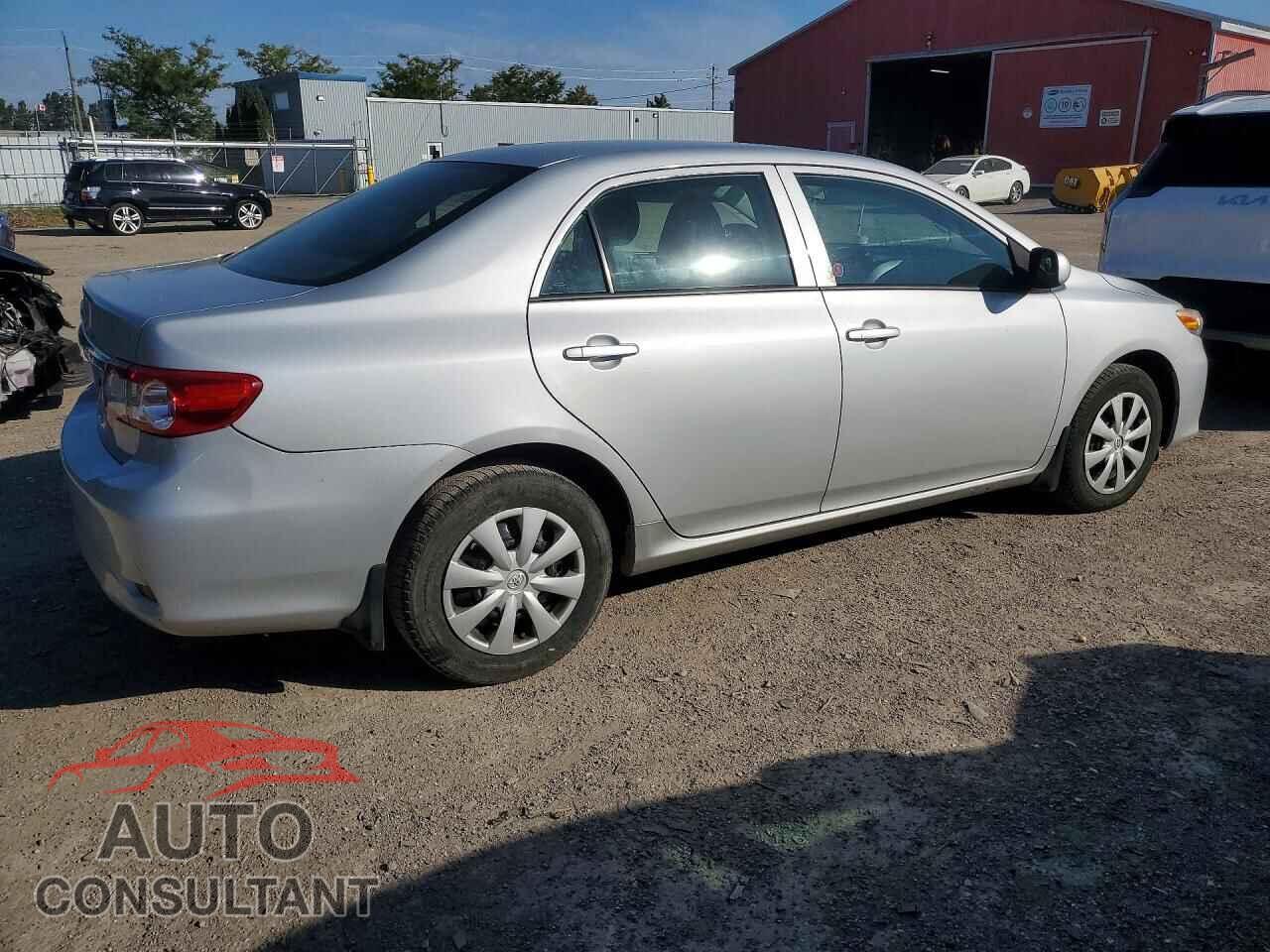 TOYOTA COROLLA 2013 - 2T1BU4EEXDC048707