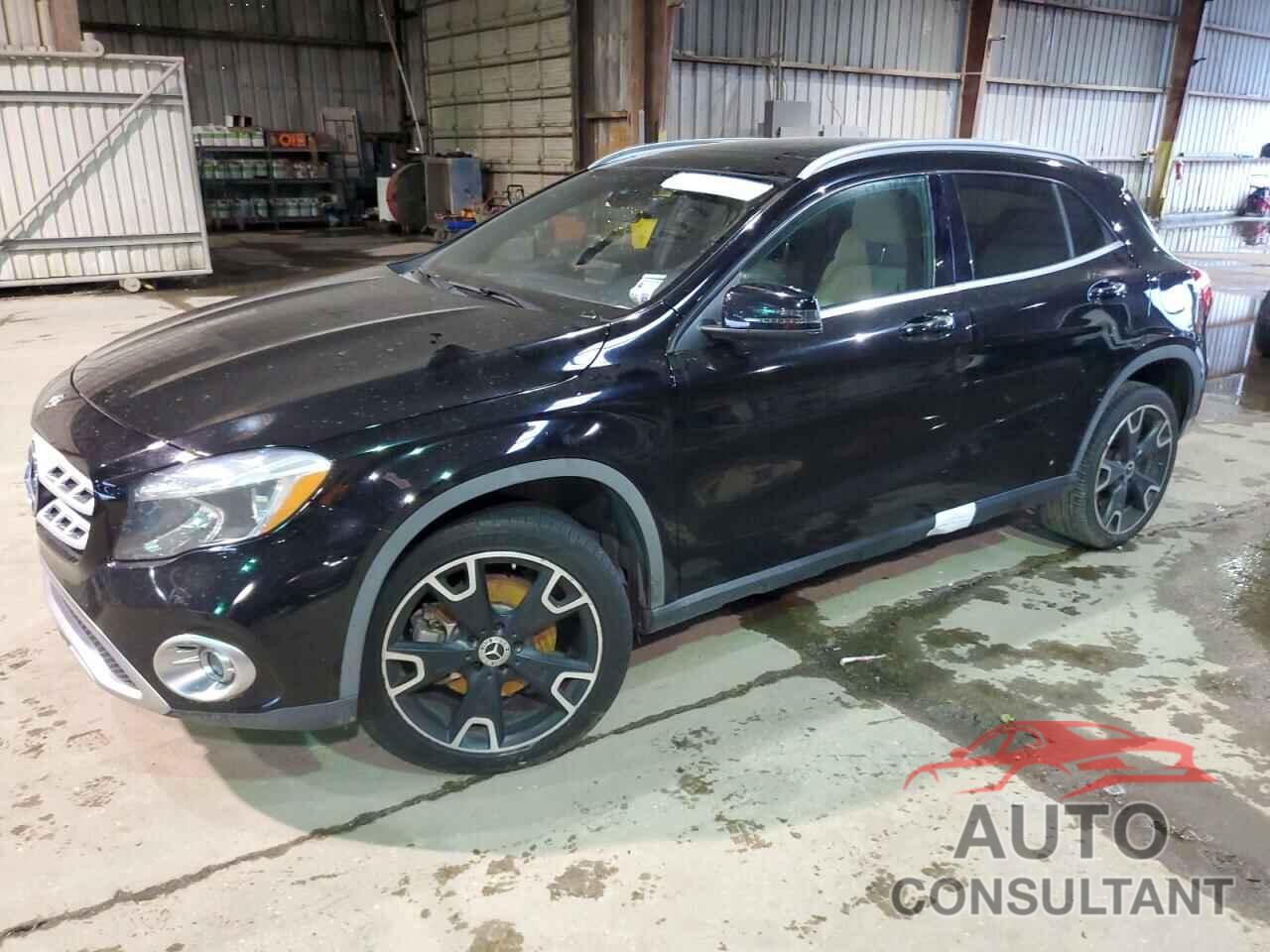 MERCEDES-BENZ GLA-CLASS 2019 - WDCTG4EB7KJ577397