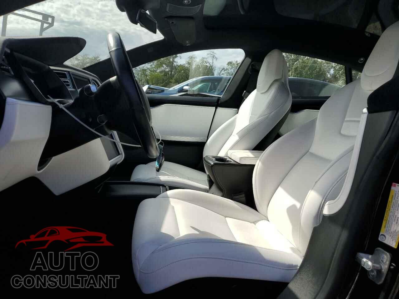 TESLA MODEL S 2017 - 5YJSA1E25HF198464