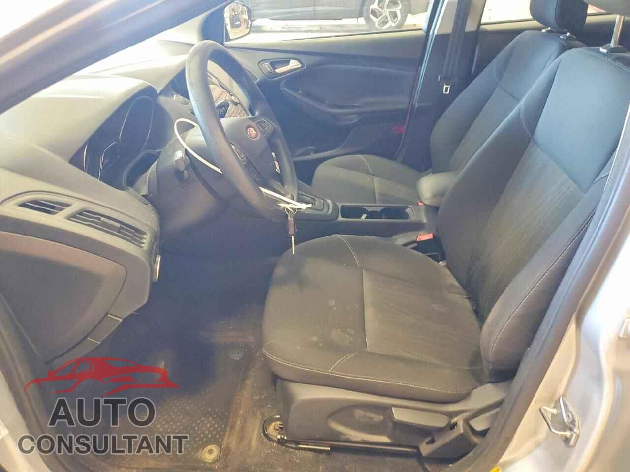 FORD FOCUS 2018 - 1FADP3F24JL213899