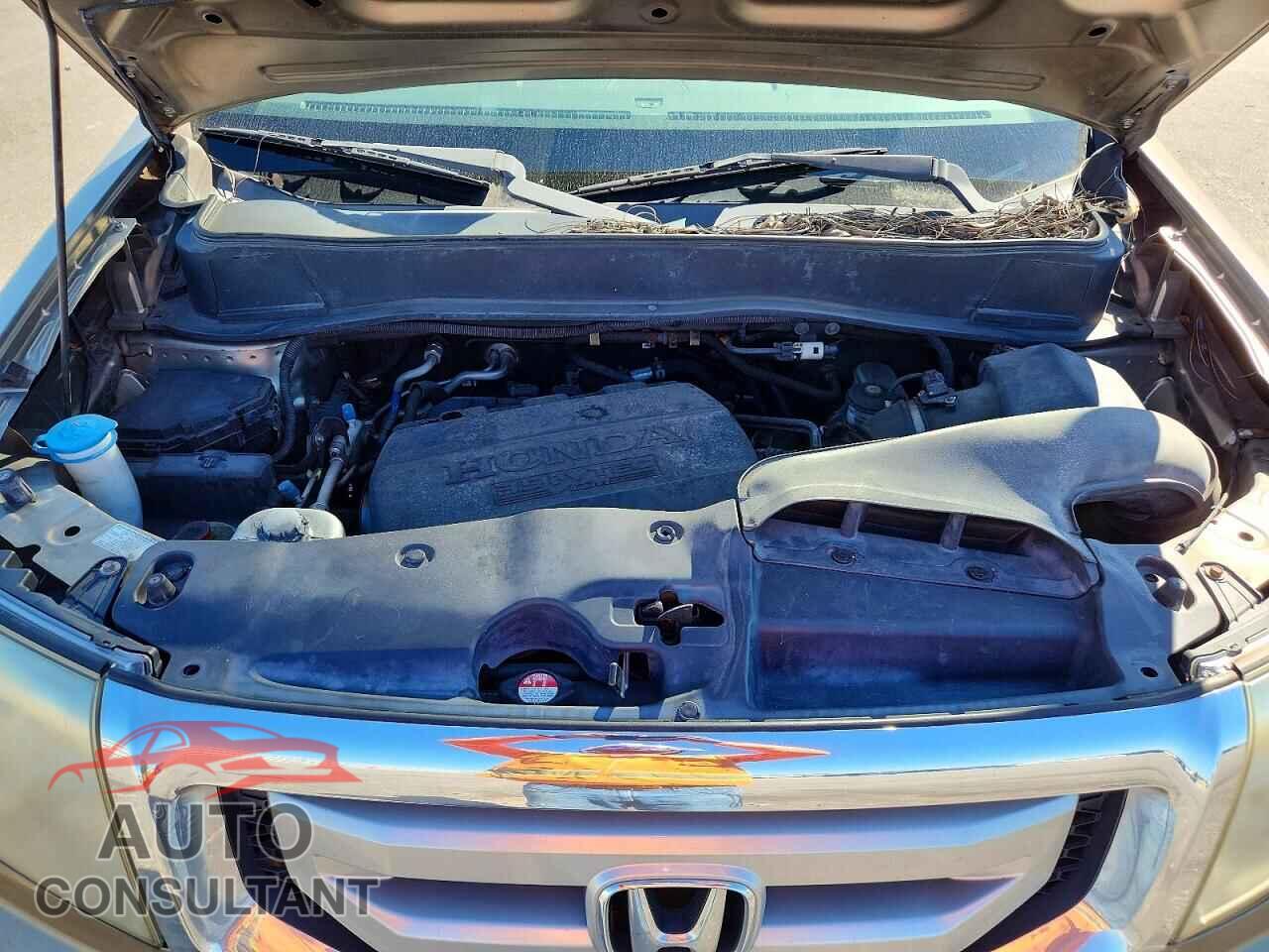 HONDA PILOT 2011 - 5FNYF4H24BB103165