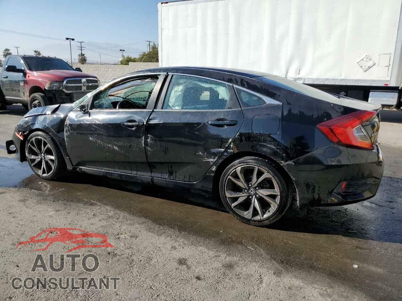 HONDA CIVIC 2019 - 2HGFC2F88KH547575