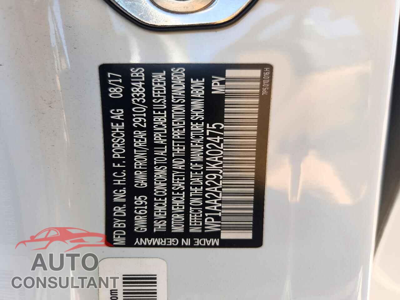 PORSCHE CAYENNE 2018 - WP1AA2A29JKA02475