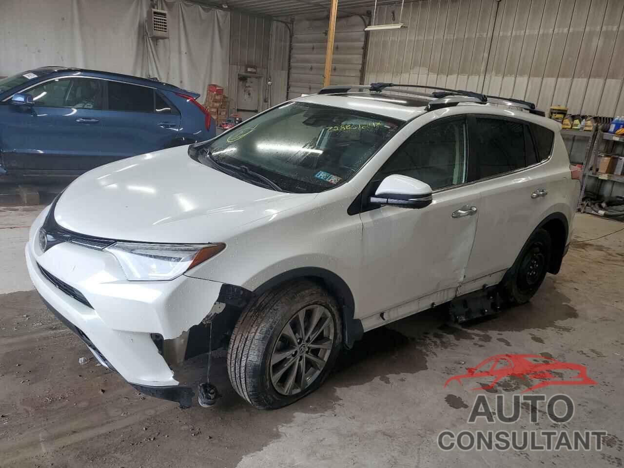 TOYOTA RAV4 2018 - JTMDFREV8JJ260201