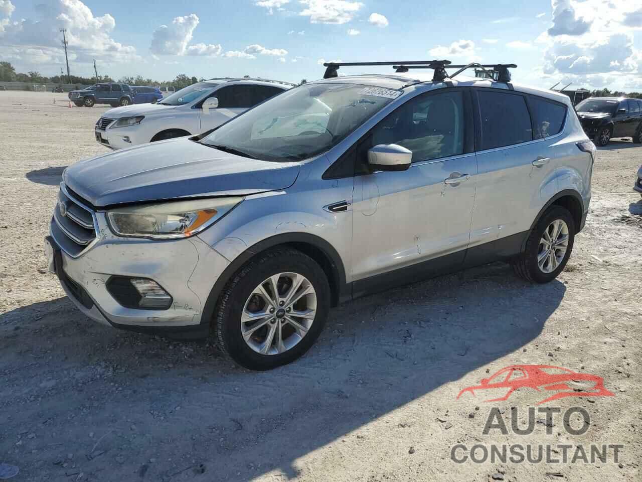 FORD ESCAPE 2017 - 1FMCU0GD7HUD71912