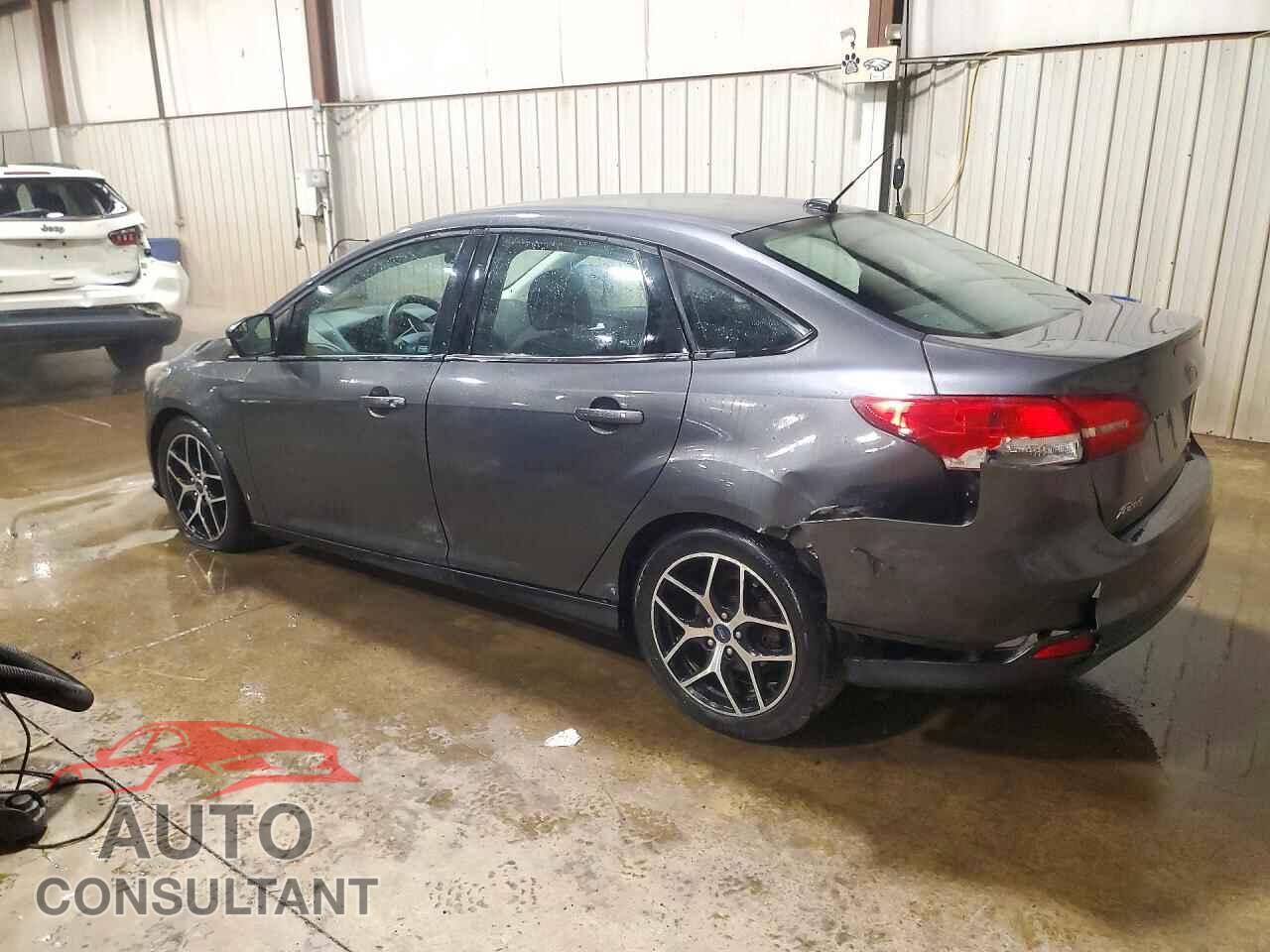 FORD FOCUS 2017 - 1FADP3FE2HL330644