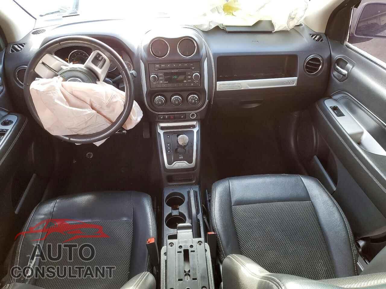 JEEP COMPASS 2017 - 1C4NJCEA2HD132154