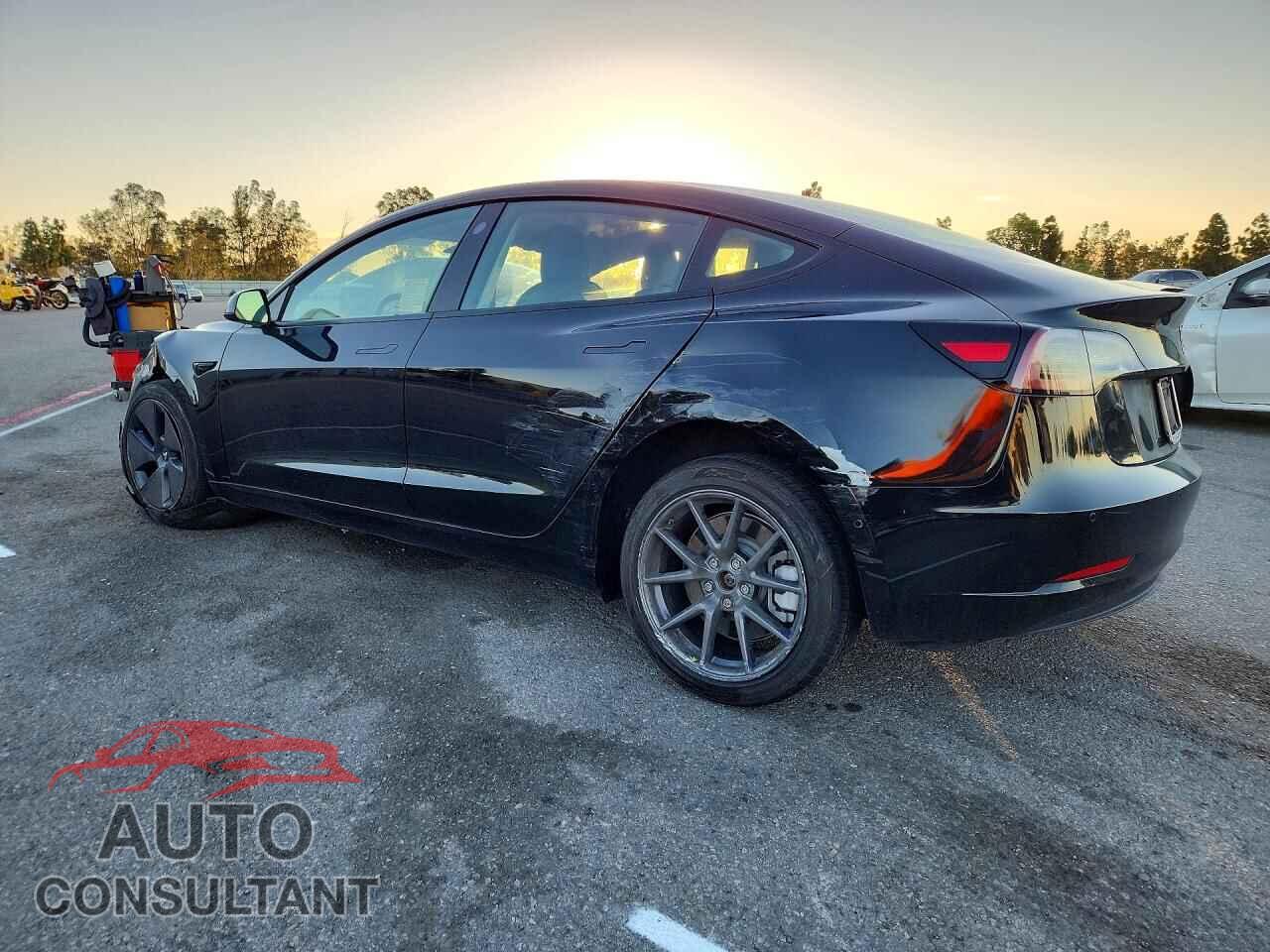 TESLA MODEL 3 2022 - 5YJ3E1EA8NF147553