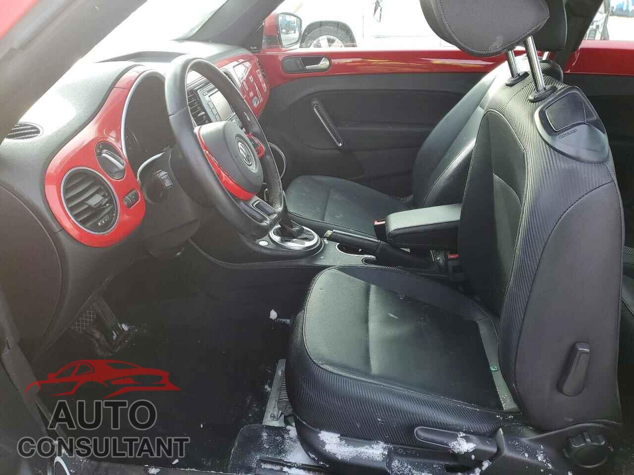 VOLKSWAGEN BEETLE 2012 - 3VWJP7AT2CM604021