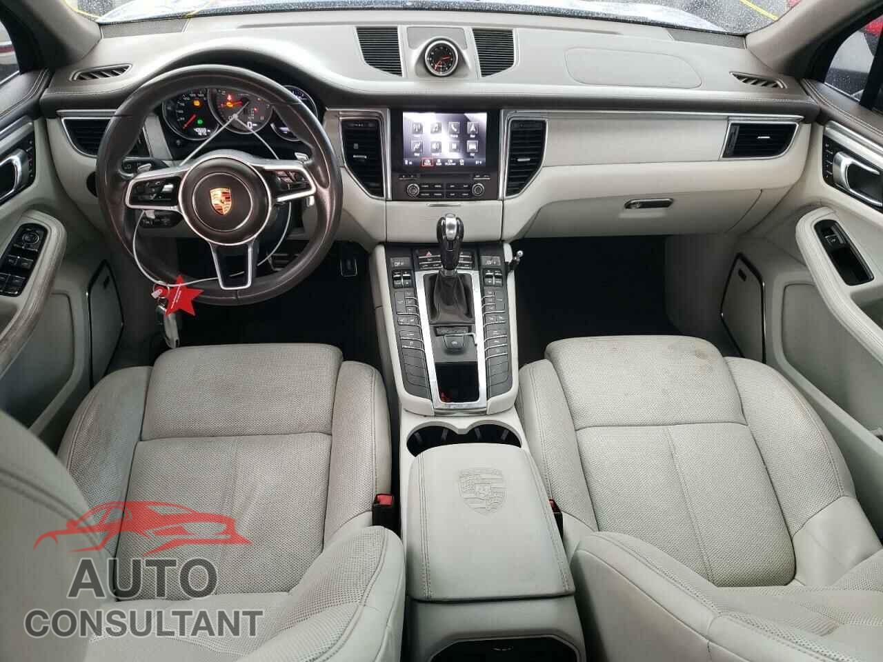 PORSCHE MACAN 2017 - WP1AB2A56HLB17837