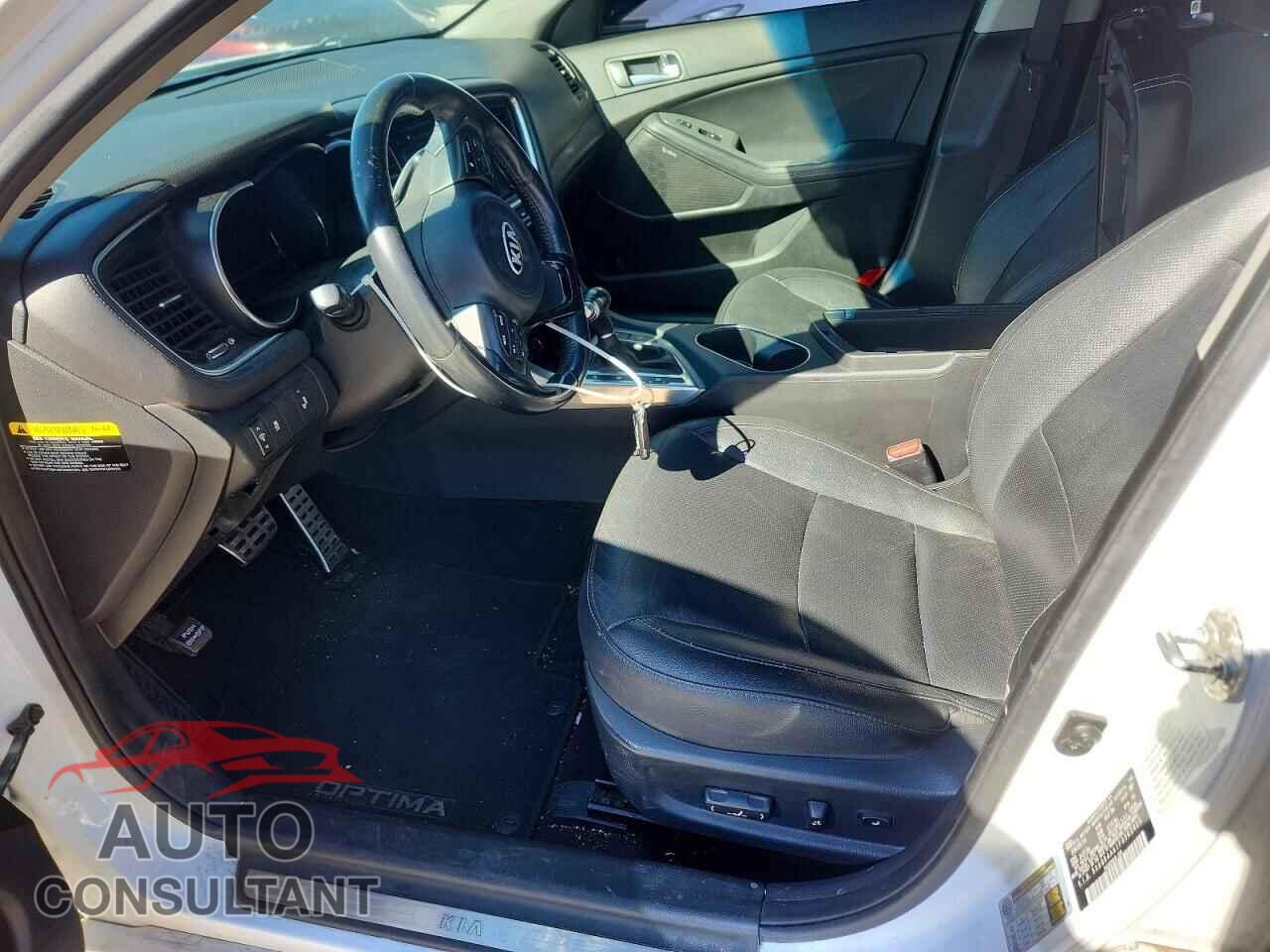 KIA OPTIMA 2015 - 5XXGR4A61FG362425