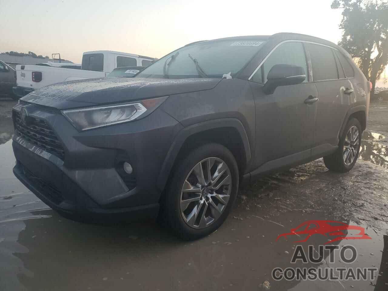 TOYOTA RAV4 2020 - 2T3C1RFV2LW063683